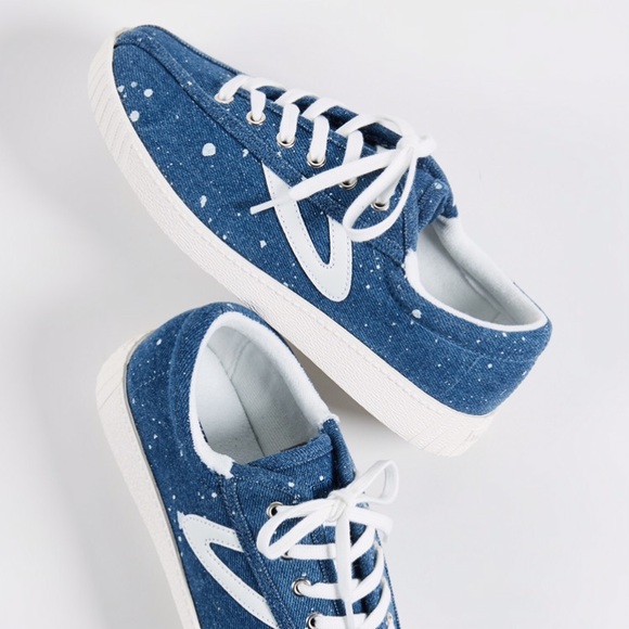 Tretorn Shoes - Tretorn sneakers in paint splattered denim